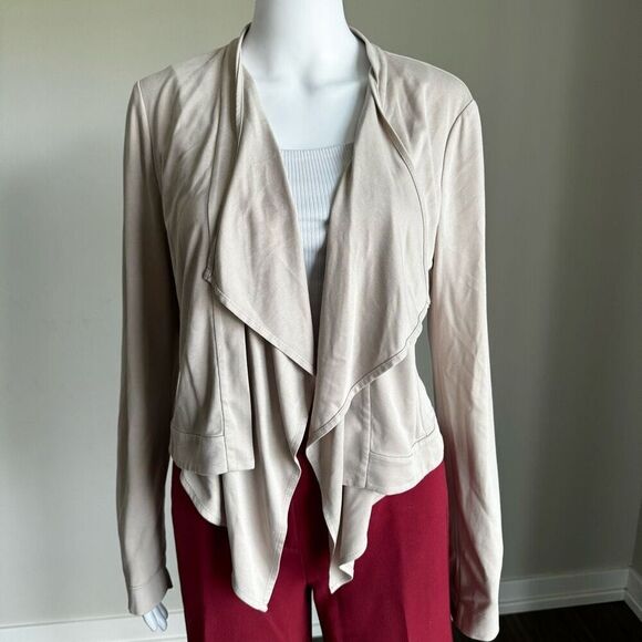 BCBGMAXAZRIA Donnie Draped Waterfall Crop Cardigan Beige - Picture 3 of 9